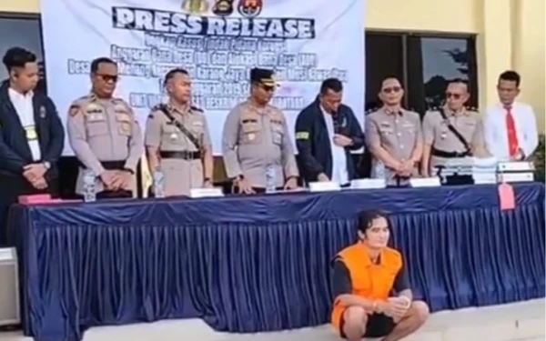 Thumbnail Berita - Eks Kades Sukamenang Ditahan, Korupsi Dana Desa Rp744 Juta Terbongkar