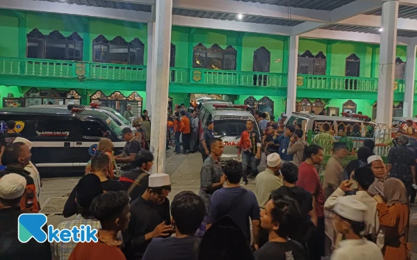 Dikira Kereta Lewat, Banyak Santri Ponpes Al-Khoziny Sidoarjo Terjebak di Gedung Ambruk