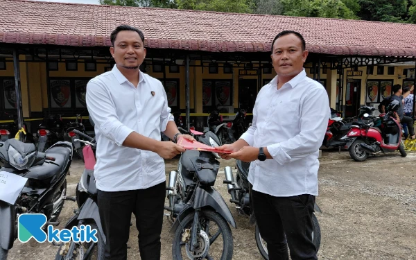 Thumbnail Berita - Ungkap Sindikat Curanmor, Polres Abdya Limpahkan 5 Barang Bukti ke Aceh Selatan