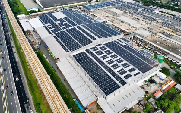 Thumbnail Berita - Wings Group Pasang PLTS Atap 36 MWp di Delapan Pabrik, Perkuat Komitmen Keberlanjutan