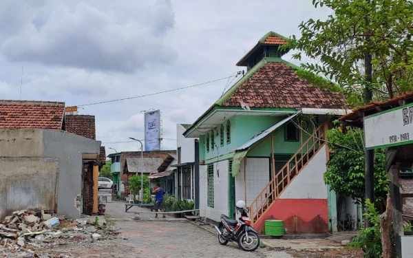 Thumbnail Berita - Sunyi di Taman Pelangi Menanti Pembangunan Flyover Penghubung Ahmad Yani-Jemursari