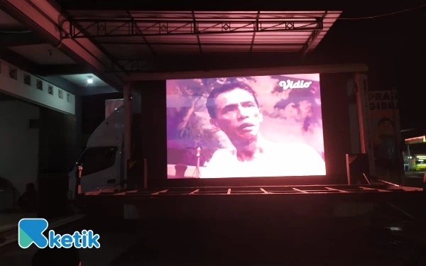Thumbnail Berita - Gerindra Blitar Gelar Nobar Film G30S/PKI, Teguhkan Semangat Pancasila di Kalangan Generasi Muda