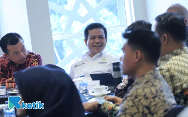 Thumbnail Berita - Ketua Harian Apkasi: Pemkab Bandung Siap Dukung Penuh Pengentasan Kemiskinan Ekstrem Tahun 2026