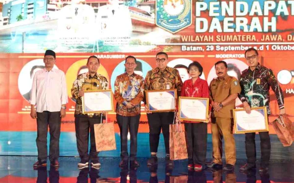 Thumbnail Berita - Ketua DPRD Batam Apresiasi Rakor Optimalisasi PAD: Perkuat Sinergi Daerah