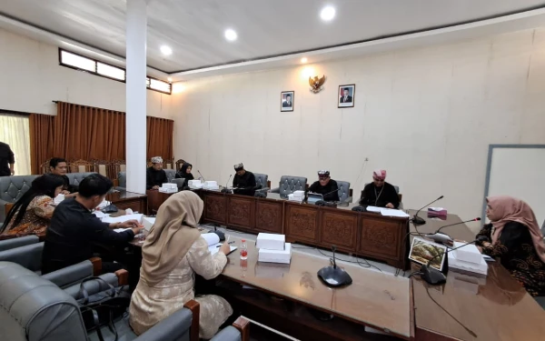 Pansus I DPRD Banyuwangi Lakukan Pengayaan Materi Raperda Inovasi Daerah