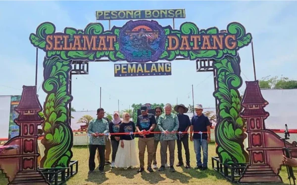 Bupati Anom Buka Pameran Nasional 2025, Ratusan Pencinta Bonsai Tumpah Ruah di Pemalang