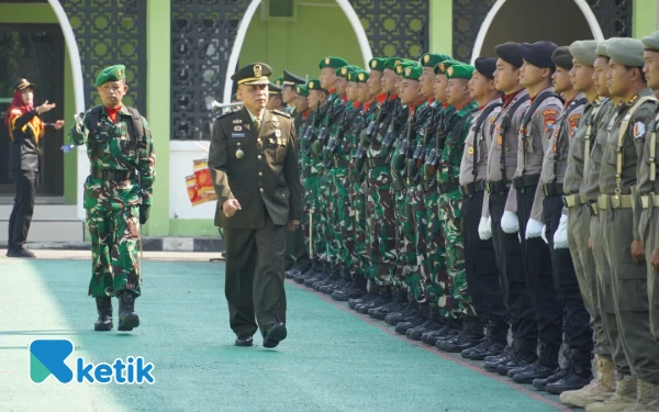 Thumbnail Berita - Kodim 0813 Bojonegoro Peringati HUT Ke-80 TNI, Ini Pesan Penting Panglima TNI