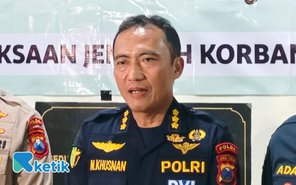 Thumbnail Berita - Rumah Sakit Bhayangkara Beri Fasilitas Keluarga Korban Al Khoziny, Mandikan hingga Salatkan