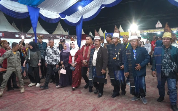 Wabup Asahan Terpukau! PSBD ke-6 Jadi Panggung Gemilang Seni Budaya Simalungun