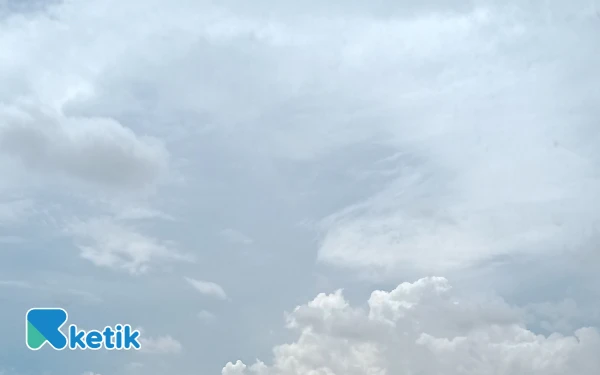 Thumbnail Berita - Cuaca Kota Surabaya 7 Oktober 2025 Diprakirakan Berawan, Begitu Juga Kota Kediri