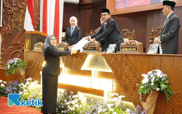 Thumbnail Berita - Fraksi Gerindra DPRD Jatim Setuju Perubahan Jamkrida Jadi Perseroda