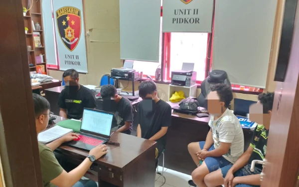 Thumbnail Berita - 5 Pemuda Ditangkap Terkait Dugaan Pengeroyokan Mahasiswa Asal Batu
