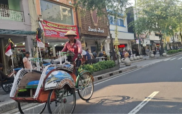 Thumbnail Berita - Malioboro Bebas Kendaraan 24 Jam, Pemkot Yogyakarta Uji Coba Full Pedestrian Permanen