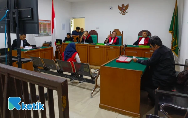 Thumbnail Berita - Hakim PN Palembang Larang Wartawan Ambil Gambar Sidang Narkoba