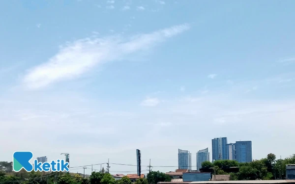 Thumbnail Berita - Cuaca Kota Surabaya 10 Oktober 2025 Diprakirakan Cerah, Begitu Juga Pacitan