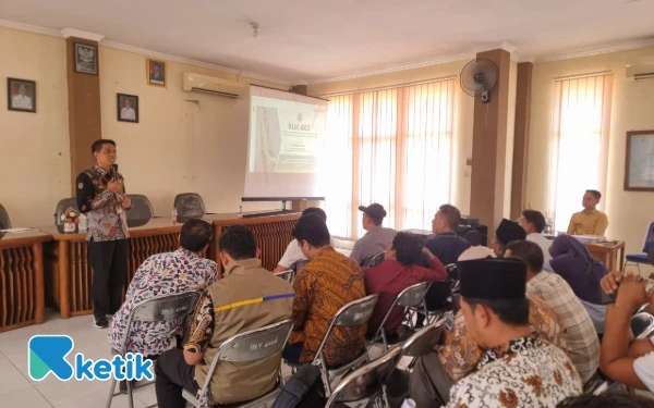 Thumbnail Berita - Bangkalan Luncurkan KLIK AKU, Aplikasi Konsultasi Keuangan Desa Tanpa Harus ke Kantor Inspektorat