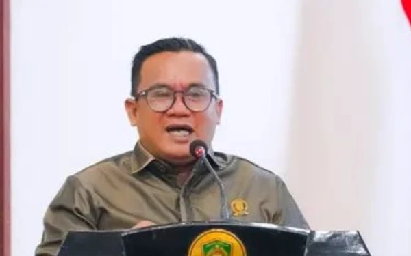 Thumbnail Berita - APBD Lumajang 2026 Diproyeksikan Turun Rp 266 M, Fraksi Demokrat Minta Bupati Prioritaskan Pendidikan dan Kesehatan