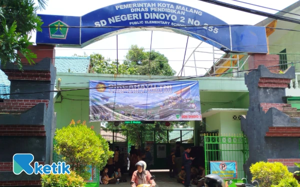 Thumbnail Berita - 492 Paket MBG di SDN Dinoyo 2 Malang Dikembalikan karena Basi