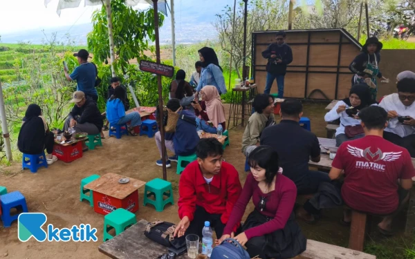 Warung Angling Dharma Sajikan Menu Murah Meriah Sambil Nikmati Hijaunya Kota Batu   ‎