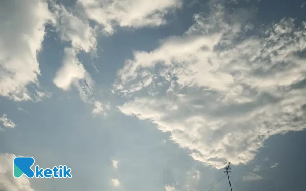 Thumbnail Berita - Cuaca Kota Jakarta 13 Oktober2025 Diprakirakan Berawan, Ambon Cerah