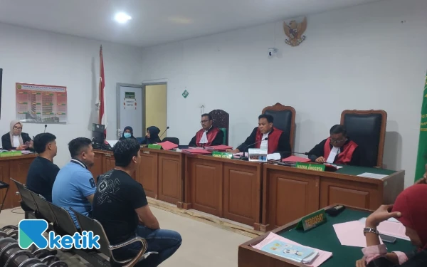 Thumbnail Berita - Mimpi Cepat Kaya Berujung Bui, Pria Serabutan di Palembang Jual Motor Demi Jadi Pengedar Sabu