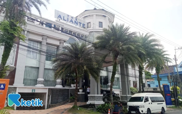 Thumbnail Berita - Surganya Pecinta Jajanan Pasar, 3 Hotel ini Dekat dengan Pusat Perbelanjaan Terbesar di Kota Malang