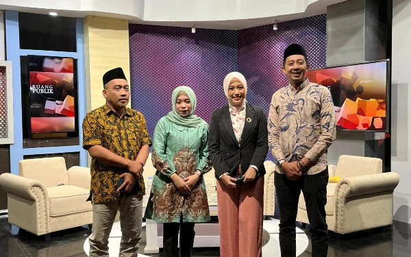 Thumbnail Tayangan Trans7 Ciptakan Disinformasi Tentang Pesantren, KPID Jatim Siapkan Laporan