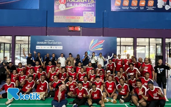 Thumbnail Berita - 134 Wartawan Adu Skill Perebutkan Total Hadiah Rp45 Juta di Kejuaraan Bulu Tangkis Antar Media 2025