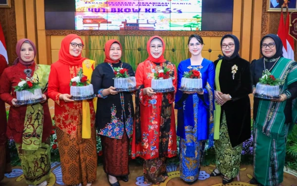Arumi Bachsin Dorong BKOW Jatim Jadi Pilar Penguat Perempuan dan Ketahanan Keluarga