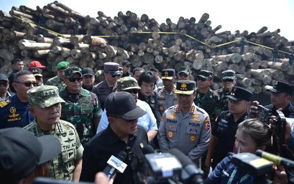 Thumbnail Berita - Kasus Ilegal Logging Rp240 Miliar Terbongkar di Gresik, BPKP RI Puji Kinerja Satgas PKH