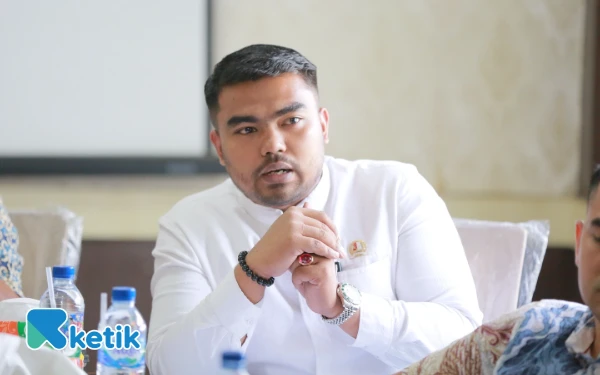 Thumbnail Berita - Politisi PDI-P Tantang DPRK Nagan Raya: "Potong Pokir Bangun Masjid Giok, Jangan CSR!”