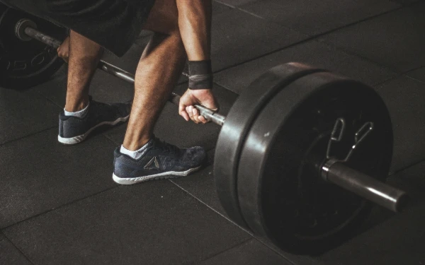 Thumbnail Berita - Bye-bye Lemak! Kardio dan Angkat Beban: Duo Maut Turunkan Berat Badan dan Bentuk Body Goals