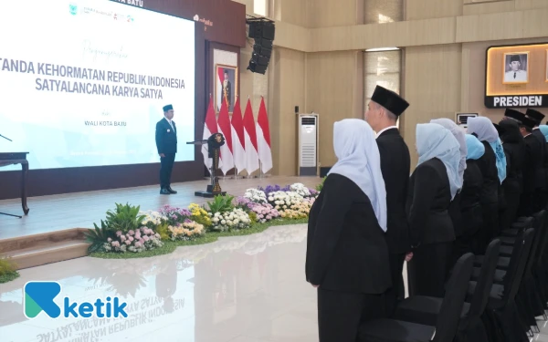 Thumbnail Berita - ‎HUT Ke-24 Kota Batu, 156 ASN Terima Penghargaan Satyalancana Karya Satya