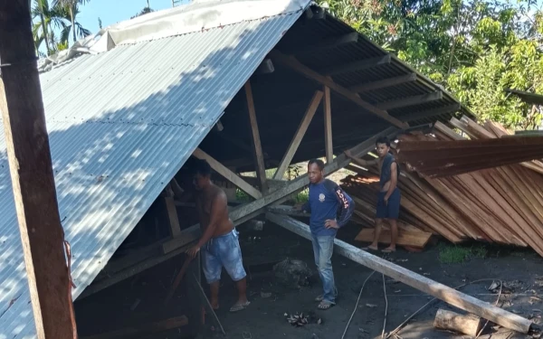 Thumbnail Berita - Gempa Magnitudo 6,6 Guncang Sarmi Papua, 20 Rumah Rusak Berat