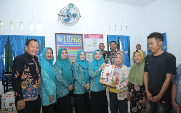 TP PKK Kabupaten Asahan Lakukan Evaluasi Lomba UP2K di Desa Bunut Sebrang