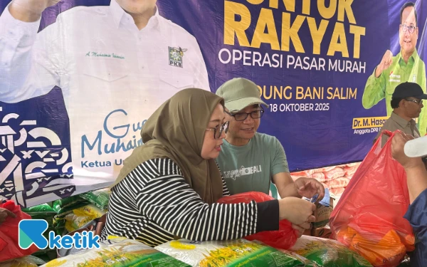 Kurang dari 2 Jam, Sembako Pasar Murah Sekjen PKB di Kota Batu Ludes Diserbu Warga