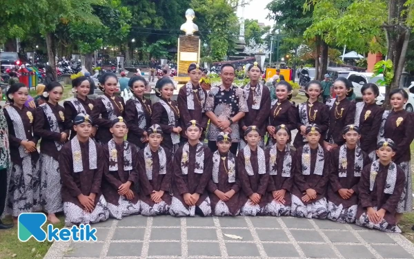 Sabet Juara 1 dan Wiraswara Terbaik, SMPN 1 Tulungagung Borong Gelar di Lomba Karawitan Tingkat Kabupaten