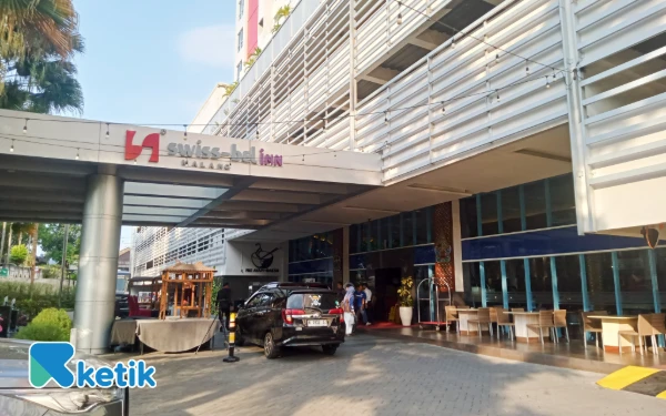 Thumbnail Berita - Pecinta Kuliner Wajib Tahu, Ini 5 Hotel Strategis di Malang untuk Jelajah Makanan Hits Tanpa Ribet