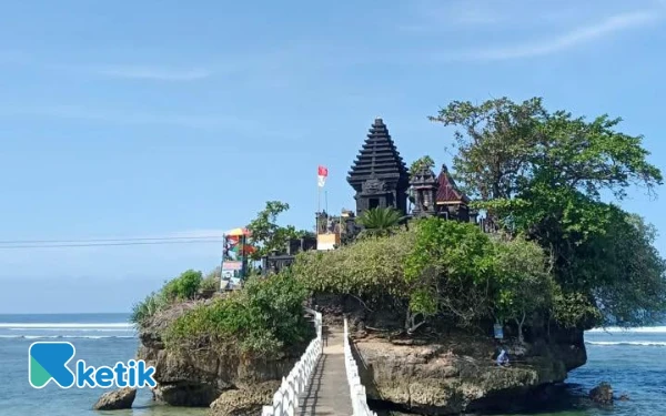 Thumbnail Berita - Dompet Aman, Hati Senang! Ini 5 Tips Jitu Liburan Hemat yang Wajib Kamu Tahu