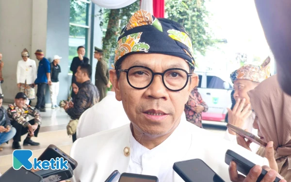 Thumbnail Berita - Wali Kota Batu Sebut Ranperda Reklame Kebutuhan Mendesak Payung Hukum Terbaru   ‎