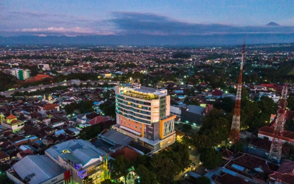 Thumbnail Berita - THE 1O1 Malang OJ, Hotel dengan Fasilitas Lengkap, Akses Mudah dan Pemandangan Kota yang Memukau