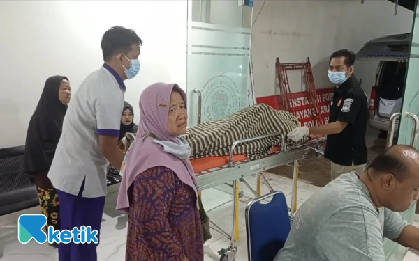 Thumbnail Berita - Sopir Angkot Tewas Ditembak di Jalintim Banyuasin Usai Ribut Antre BBM