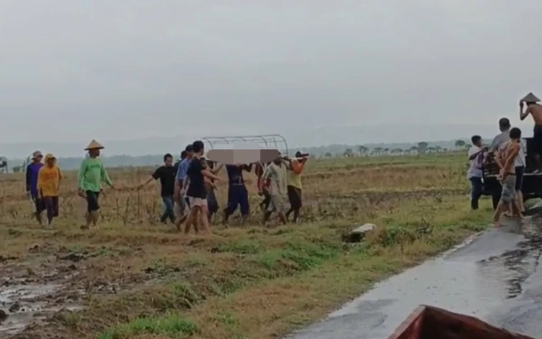 Tragis! Buruh Tani di Tuban Tewas Tersambar Petir Saat Hendak Pulang dari Sawah