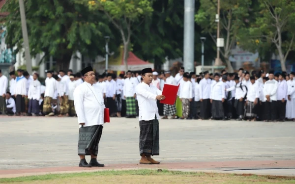 HSN 2025 Tuban, Bupati Lindra Ajak Santri Rawat Tradisi dan Adaptif Perkembangan Zaman