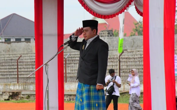 Thumbnail Berita - Wabup Pekalongan Ajak Santri Teladani Semangat Resolusi Jihad Ulama