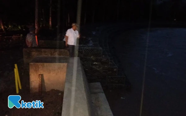 Thumbnail Berita - BPBD Halsel Pantau Kondisi Banjir di Empat Desa, Situasi Terpantau Aman