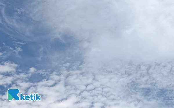 Thumbnail Berita - Cuaca Kota Surabaya 25 Oktober 2025 Diprakirakan Berawan, Magetan Hujan Ringan