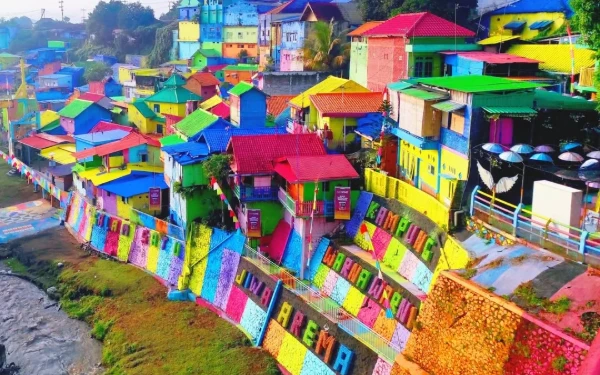 Thumbnail Berita - Menjelajahi 4 Kampung Tematik di Kota Malang, Tiap Sudut Punya Cerita dan Warna Sendiri