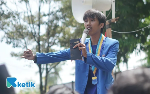 Thumbnail Berita - PMII Pacitan Usulkan Rumah Penerima Bansos Ditempeli Stiker "Keluarga Miskin"