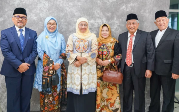 Hadiri Pelantikan Rektor UNUSA 2025-2030, Ingatkan Peran "Kampus Berdampak"